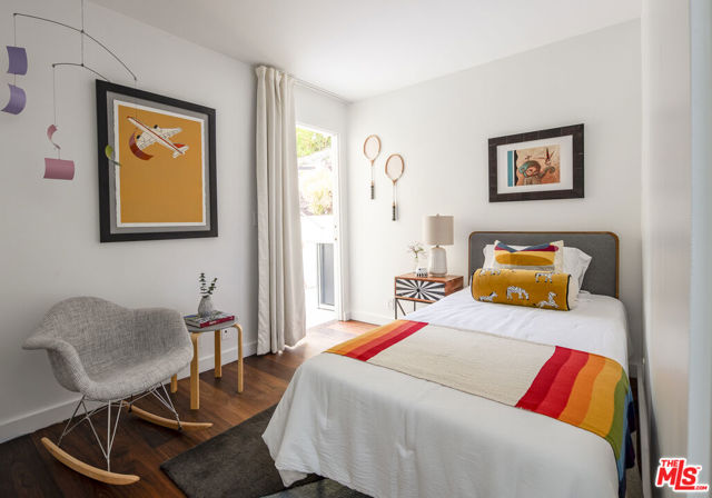 2544 Greenvalley Road, Los Angeles CA: https://media.crmls.org/mediaz/1504ceca-1e8c-4427-b46e-bde45b26f8d7.jpg