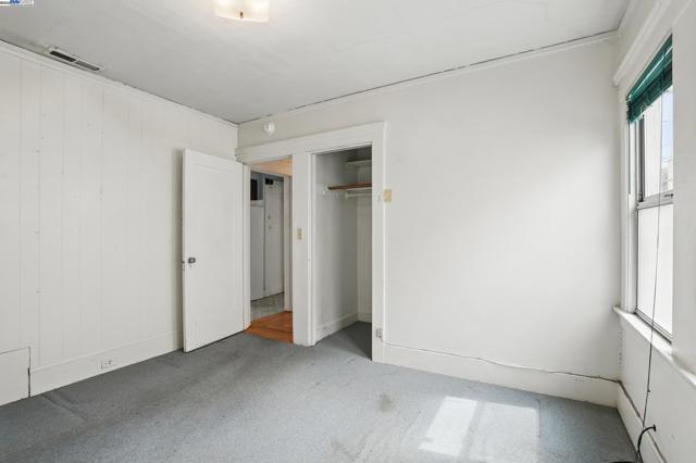 Image 14 of 40 For 1307 California Dr