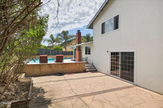 1018 Via Arroyo, Ventura CA: https://media.crmls.org/mediaz/150531d4-a1ba-4358-97b8-4e6c2830eeca.jpg