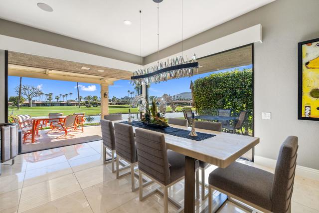 6 Barnard Court, Rancho Mirage CA: https://media.crmls.org/mediaz/15059645-a618-44d8-9d47-808b7c942df2.jpg