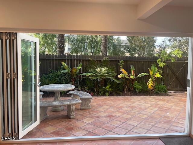 795 Seawind Way, Port Hueneme CA: https://media.crmls.org/mediaz/1505994d-6960-404f-9607-50b5005ab16f.jpg