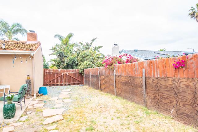 829 Warmlands Avenue, Vista CA: https://media.crmls.org/mediaz/1505a3fd-661c-4246-a919-9390cf8e98dd.jpg