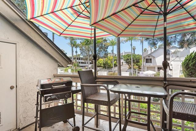 Detail Gallery Image 8 of 31 For 520 via De La Valle #I,  Solana Beach,  CA 92075 - 1 Beds | 1 Baths