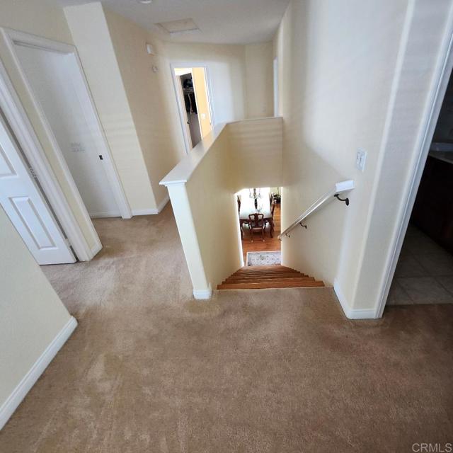 874 Via La Venta, San Marcos CA: https://media.crmls.org/mediaz/15061247-89a3-443a-aee5-5e347957794e.jpg
