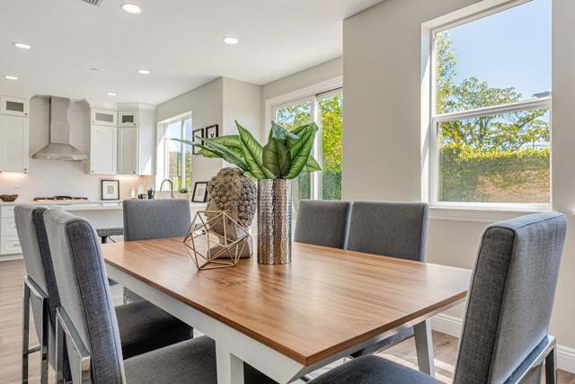 36397 Dijon Drive, Newark CA: https://media.crmls.org/mediaz/1506d745-46db-49a4-b77f-04e79e33c021.jpg
