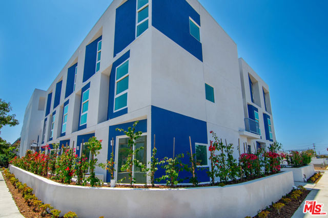 Image 6 of 7 For 13919 Normandie Avenue