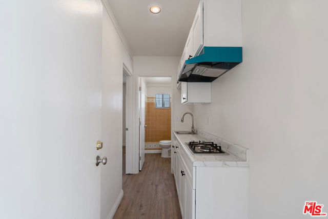 945 N Ditman Avenue, Los Angeles CA: https://media.crmls.org/mediaz/15084b9e-755e-4a7d-87e5-29a9e54de067.jpg