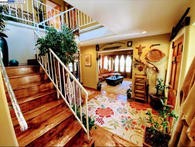 31733 Lake Meadow Rd, Acton CA: https://media.crmls.org/mediaz/150852ef-95ee-44e7-9e35-22737c59f594.jpg