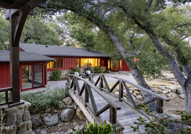 Detail Gallery Image 22 of 34 For 902 Country Club Dr, Ojai,  CA 93023 - 3 Beds | 4 Baths