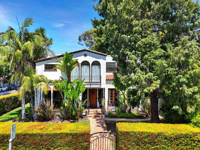901 Laurel, San Mateo CA: https://media.crmls.org/mediaz/1508c80c-9f4a-4fdd-a09e-6df7e1ba0a81.jpg