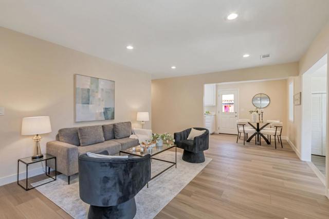 1040 Linda Drive, Campbell CA: https://media.crmls.org/mediaz/150a29dd-e220-4167-927f-ec9b0d45118f.jpg