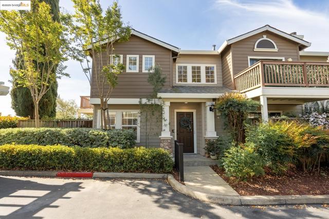 1105 Radiant Lane, San Ramon CA: https://media.crmls.org/mediaz/150b8abe-84e1-4f3d-8120-8b0adf1e9a90.jpg