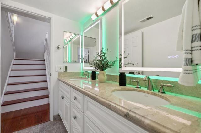 704 Prescott Lane, Foster City CA: https://media.crmls.org/mediaz/150beec0-1c37-43cf-9f8f-6cdb1598337b.jpg