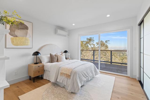 760 Loma Court, Redwood City CA: https://media.crmls.org/mediaz/150c22eb-3a5c-4906-ae98-04b37186f9d0.jpg