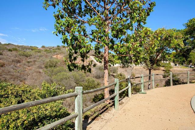 Detail Gallery Image 57 of 58 For 1122 via Vera Cruz, San Marcos,  CA 92078 - 5 Beds | 3 Baths