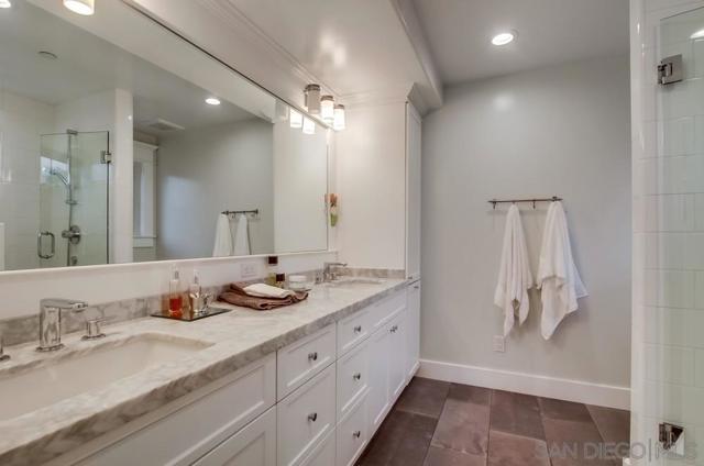 240 B Avenue, Coronado CA: https://media.crmls.org/mediaz/150c8141-b2ea-4d53-a79b-fe7b7158d2ec.jpg