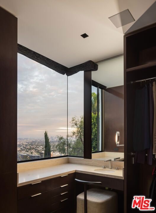 MLS #25597515 image #28