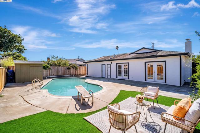 6588 Flanders Dr, Newark CA: https://media.crmls.org/mediaz/150e9cd1-ed8c-4c69-99f1-d4b6bf32cf82.jpg