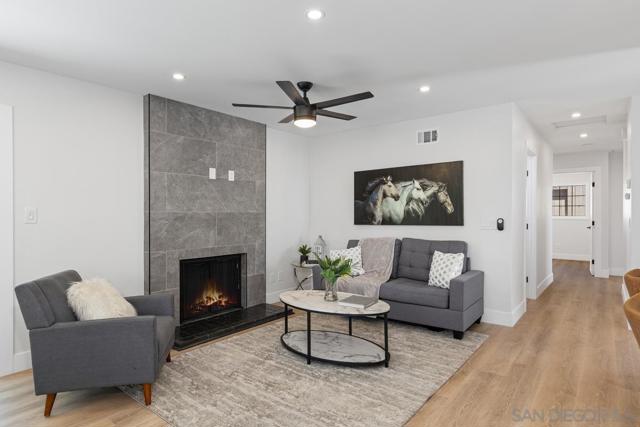 5252 Mount Blanca Dr, San Diego CA: https://media.crmls.org/mediaz/150eeb5a-99ac-43a6-8e97-e6b38465d40e.jpg