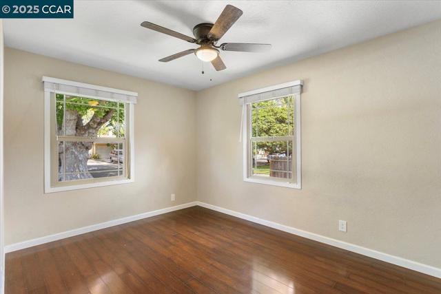 15745 Via Corta, San Lorenzo CA: https://media.crmls.org/mediaz/150fc5f1-2086-4e17-acb2-24b0e6b665a3.jpg