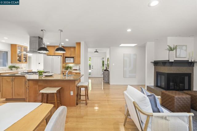 Image 8 of 31 For 2050 Blackwood Dr