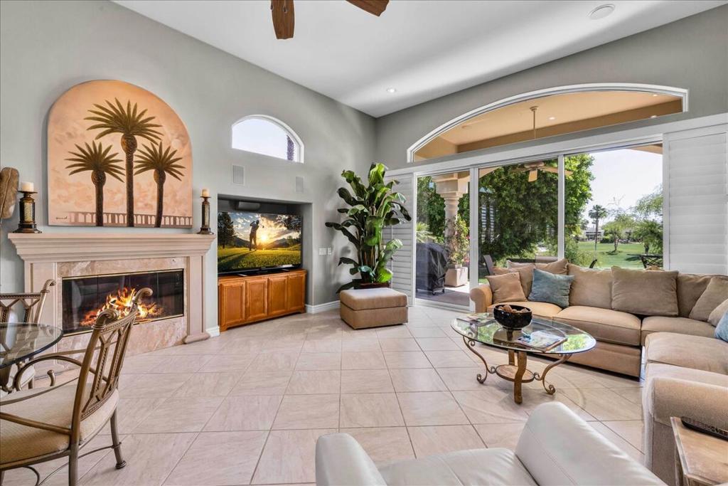 MLS #219137555DA image #4