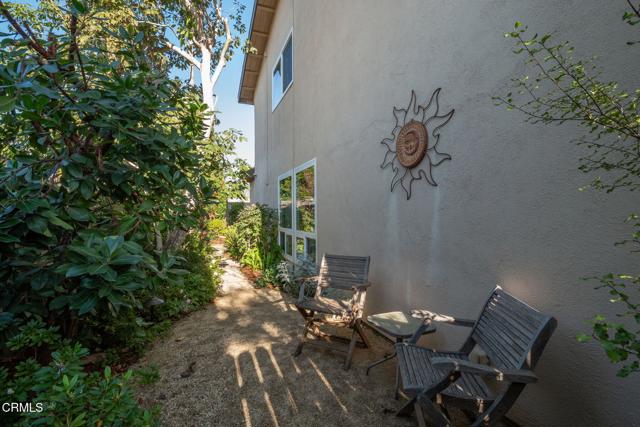 3475 E Karena Court, Camarillo CA: https://media.crmls.org/mediaz/15105e30-17f0-40bb-8553-75a1dc05d7c5.jpg