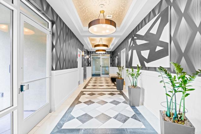 3740 Park Boulevard, San Diego CA: https://media.crmls.org/mediaz/15112692-ec88-4720-9514-ec71251cdeca.jpg
