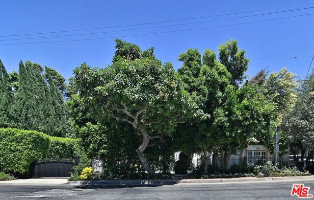 Image 6 of 75 For 4054 Stone Canyon Avenue