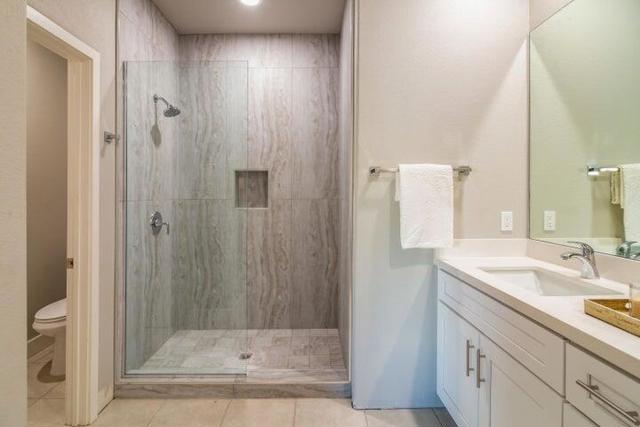 Image 17 of 22 For 13292 El Cajon Drive