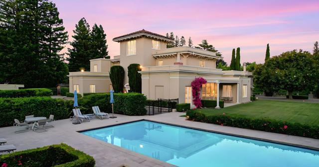 245 W Santa Inez Avenue, Hillsborough CA: https://media.crmls.org/mediaz/1513a896-15b3-4fde-af33-06418c7b1a9f.jpg