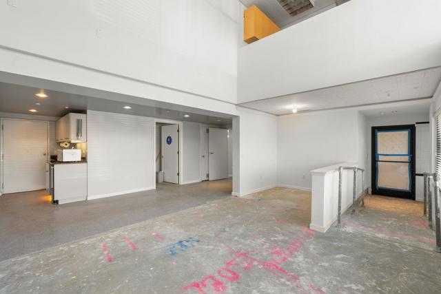 806 Edgehill Drive, Burlingame CA: https://media.crmls.org/mediaz/1514ced3-d406-4dea-a770-568ff56ad89b.jpg