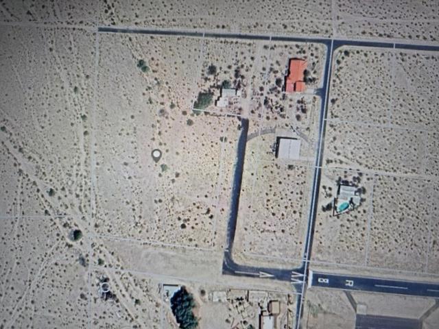4236 Connie Lane, Borrego Springs CA: https://media.crmls.org/mediaz/1515078a-c9a9-464e-a1a7-ed5f9979c867.jpg