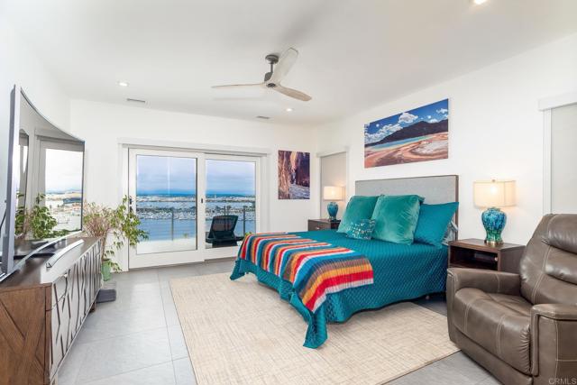 Detail Gallery Image 14 of 41 For 621 San Elijo St, San Diego,  CA 92106 - 4 Beds | 5/2 Baths