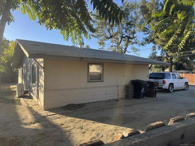 26364 San Jacinto St, Hemet, California 92543, ,Multi-Family,For Sale,San Jacinto St,240028452SD