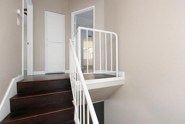 9910 Scripps Vista Way, San Diego CA: https://media.crmls.org/mediaz/1516f039-0169-407a-8a33-f185b468f4ea.jpg