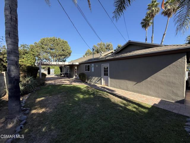 2340 Aldrich Circle, Thousand Oaks CA: https://media.crmls.org/mediaz/15171794-0f8a-4908-97b6-367417f43201.jpg