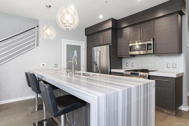 Front Image Thumbnail for CRNDP2602135