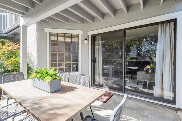 1689 Via Laguna, San Mateo CA: https://media.crmls.org/mediaz/151a509b-8279-4d69-a106-47e4201acc25.jpg