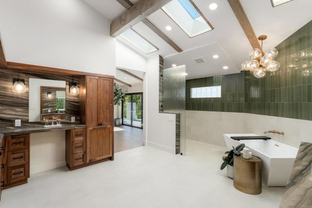 Image 12 of 27 For 6449 Las Colinas