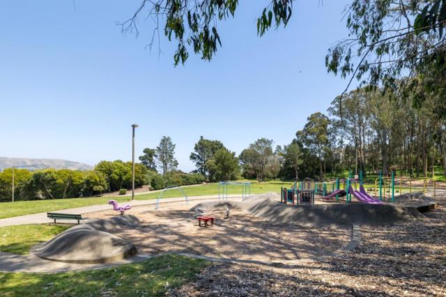 1 Appian Way, South San Francisco CA: https://media.crmls.org/mediaz/151b84ca-57fd-44fb-9e6f-0cd73e499643.jpg