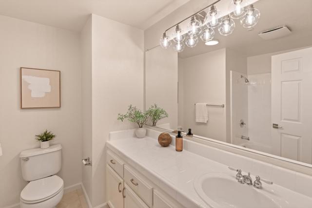613 Swallowtail Court, Brisbane CA: https://media.crmls.org/mediaz/151b93f4-53d2-4892-89f5-1714a4e1790e.jpg