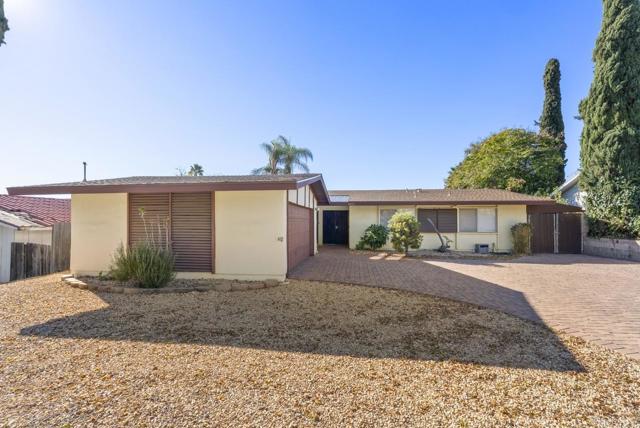 Detail Gallery Image 2 of 34 For 6852 Jackson, San Diego,  CA 92119 - 4 Beds | 3 Baths