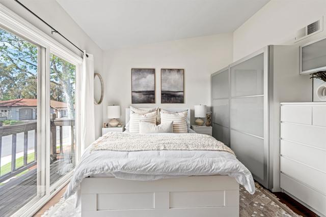 Detail Gallery Image 18 of 32 For 6990 Batiquitos Dr, Carlsbad,  CA 92011 - 2 Beds | 2/1 Baths