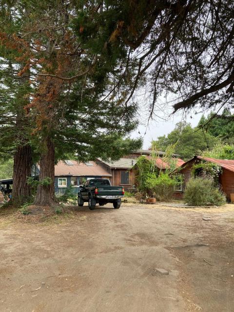 514 Meder Street, Santa Cruz CA: https://media.crmls.org/mediaz/151eca96-5af9-4f86-814f-4e8f87e3cefb.jpg