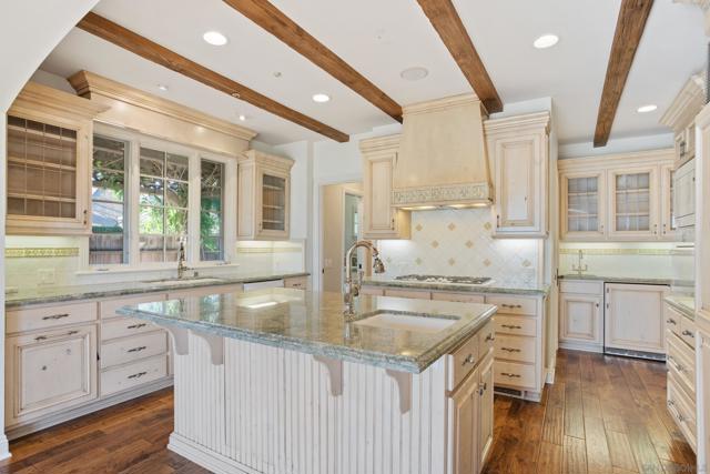 MLS #250038222SD image #11