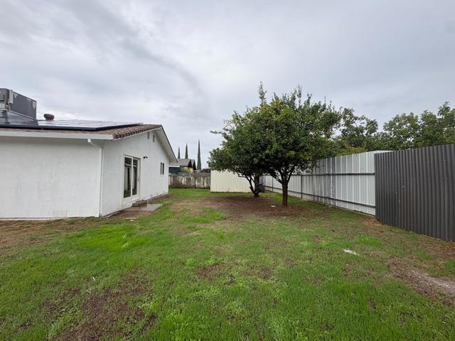 6042 Coad Lane, Riverbank CA: https://media.crmls.org/mediaz/15210888-0c35-490c-bc0c-a684c6ba5465.jpg
