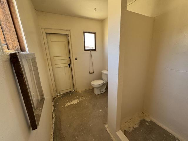 73392 Sullivan Road, 29 Palms CA: https://media.crmls.org/mediaz/152308ac-9ffe-437e-889c-ceb07dcb4b1a.jpg