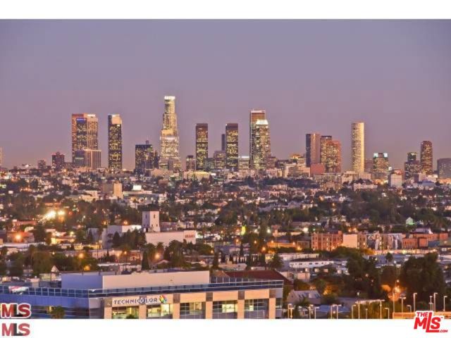6250 Hollywood Boulevard, Los Angeles CA: https://media.crmls.org/mediaz/1523249e-4ce2-47f0-a3a3-3a4877c44c5e.jpg