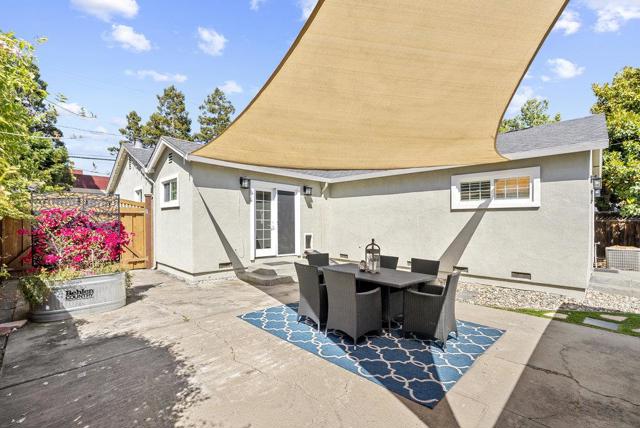 1986 Cottle Avenue, San Jose CA: https://media.crmls.org/mediaz/152341c4-ef4f-4221-87ec-9d8ede84f849.jpg